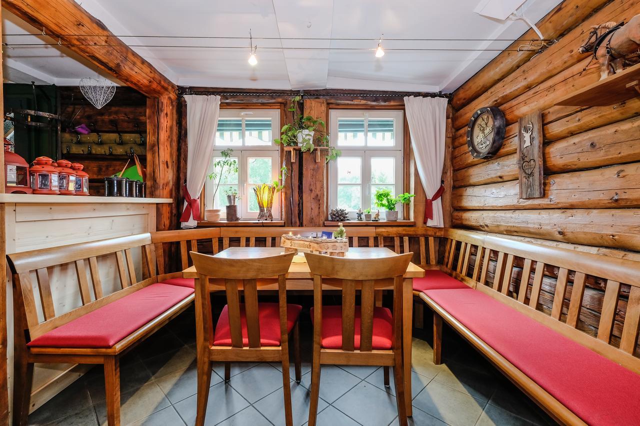 Hotel Garni Und Gaststaette Zum Holzfaeller Schierke Eksteriør billede