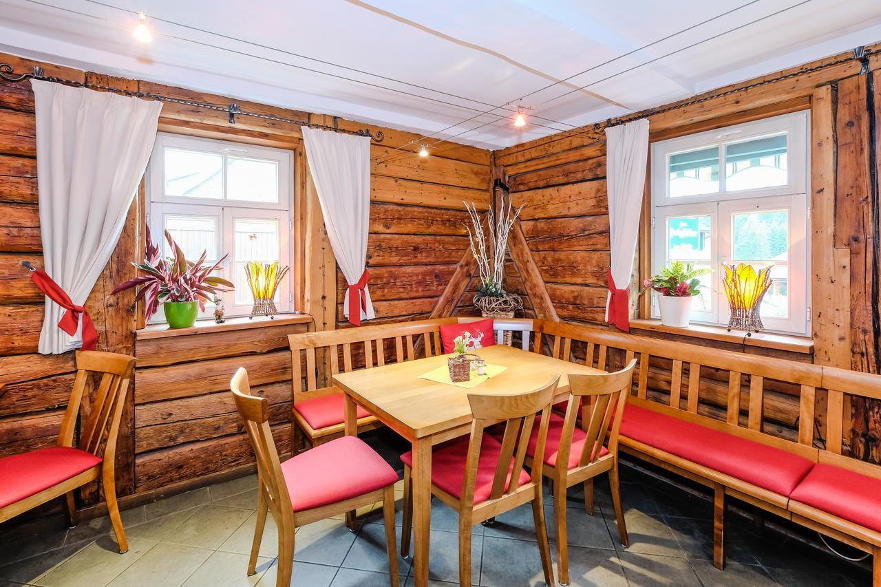 Hotel Garni Und Gaststaette Zum Holzfaeller Schierke Eksteriør billede